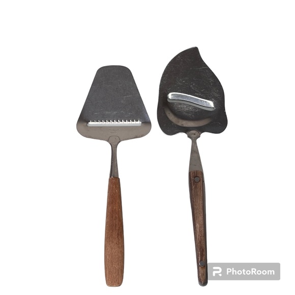 2 Vintage Stainless Steel Cheese Slicers Serveware Wood Handle Japan SPAR Norway - Picture 1 of 8
